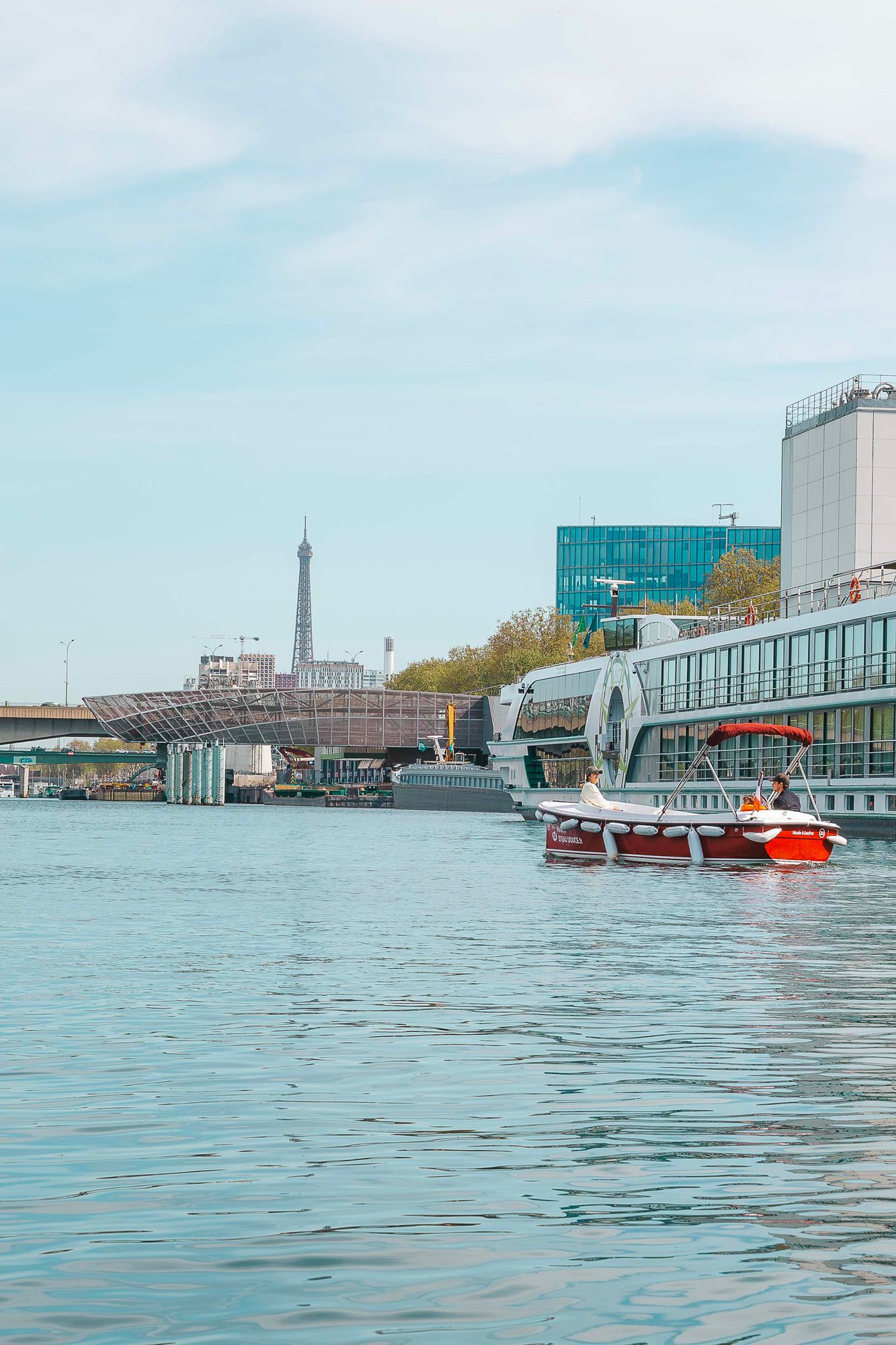 differents-itineraires-pour-naviguer-sur-la-seine-a-boulogne.jpg