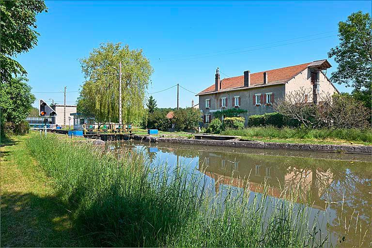 ecluse-maison-pontoise.jpg