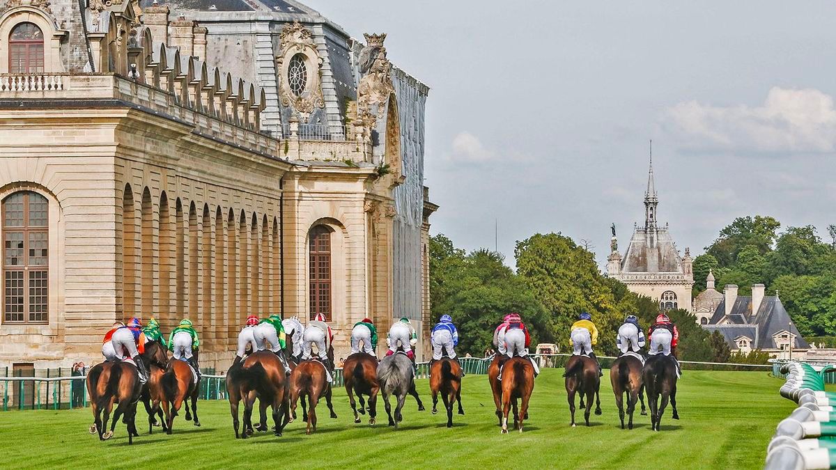 grandes_ecuries-chantilly_course-chevaux.jpg
