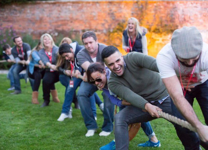 journee-team-building-olympiades-challenge-tir-a-la-corde.jpg
