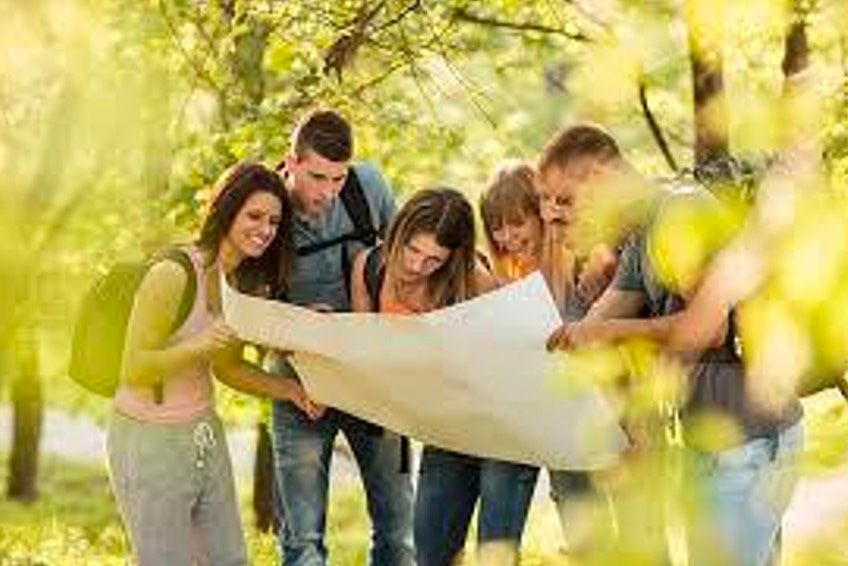 journee-team-building-olympiades-course-orientation-en-equipe.jpg
